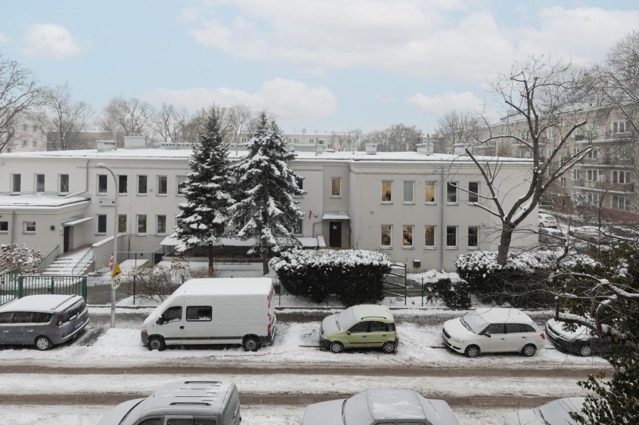 Warsaw Airport Studio Astronautow With Balcony By Renters Apartment Luaran gambar